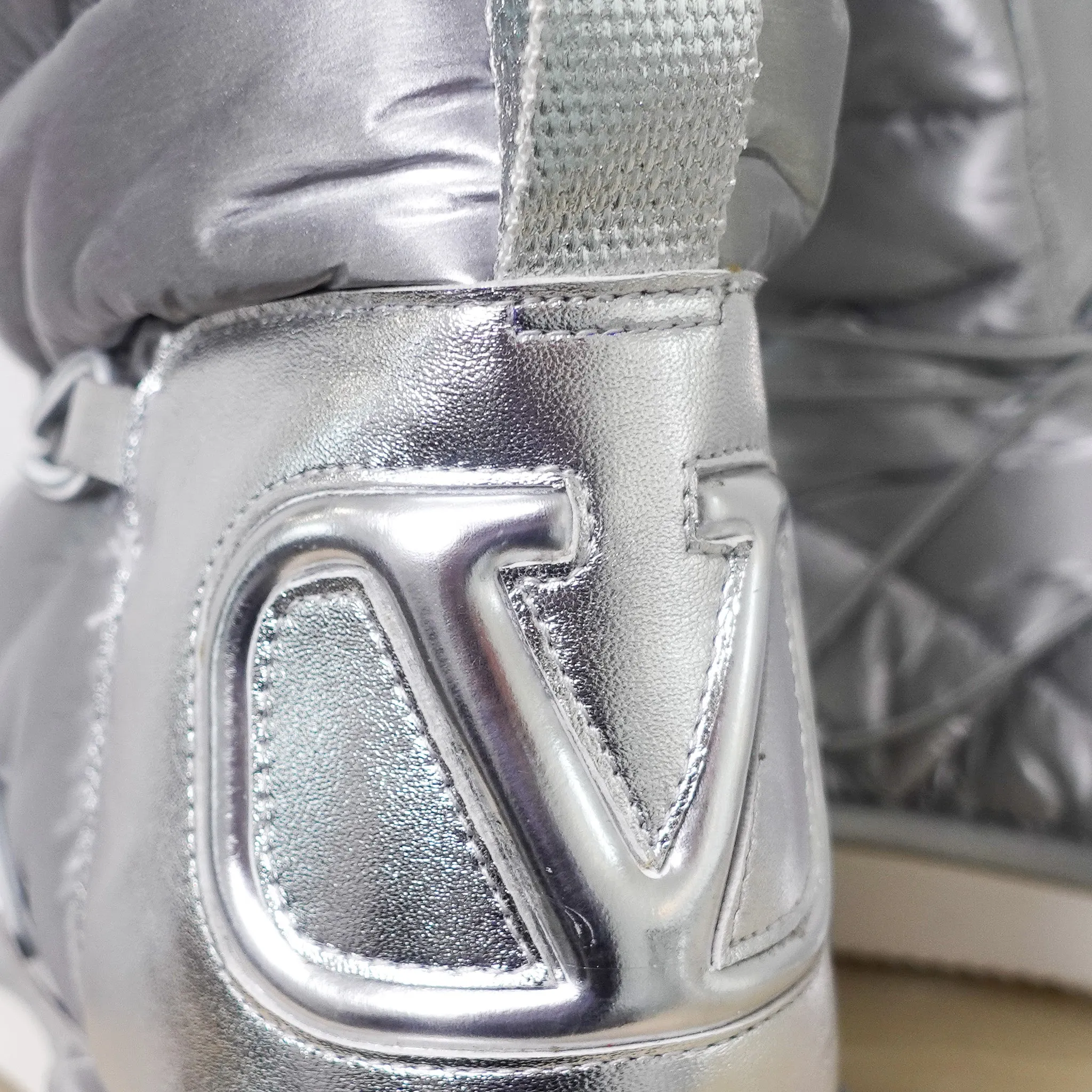 NEW silver padded boots RRP £700-FINAL SALE