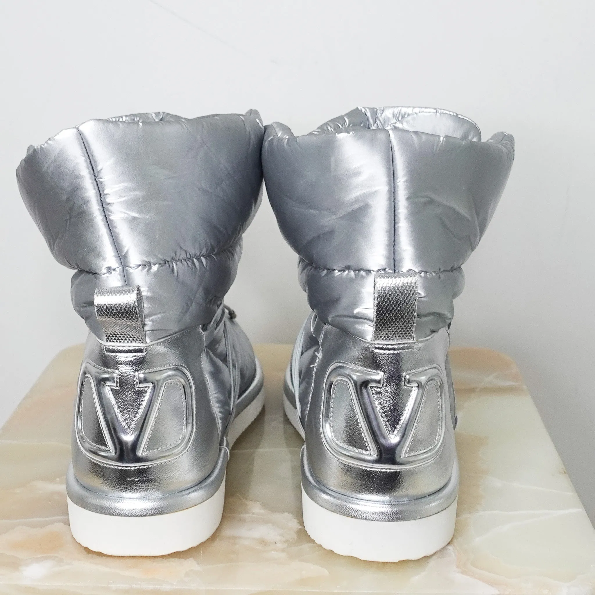 NEW silver padded boots RRP £700-FINAL SALE