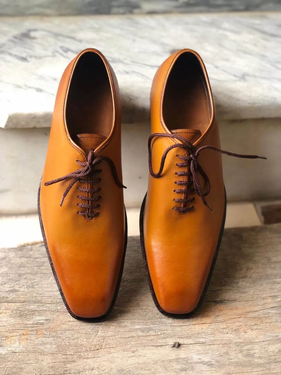 Stylish Men's Handmade tan Color Whole cut Shoes Men leather formal Shoes Men dress shoes